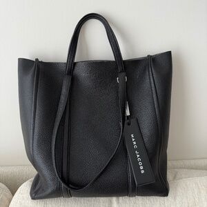 Marc Jacob’s black tote bag